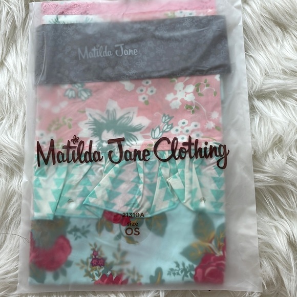 Matilda Jane Garden Party Pillowcase - Picture 1 of 2